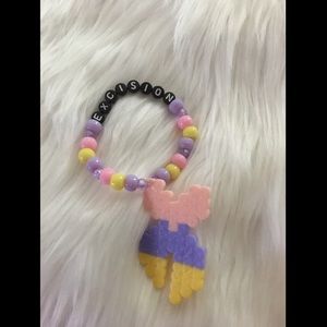 🍬🍭💜Pastel Excision Perler Bracelet💜🍭🍬